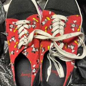 Mickey Mouse sneakers size 8